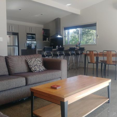 Ryder Ridge Holiday Home Motueka Extérieur photo