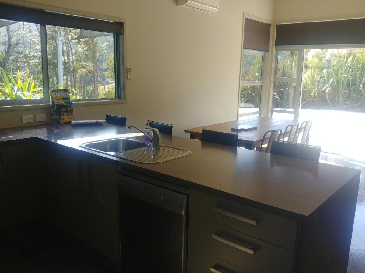 Ryder Ridge Holiday Home Motueka Extérieur photo
